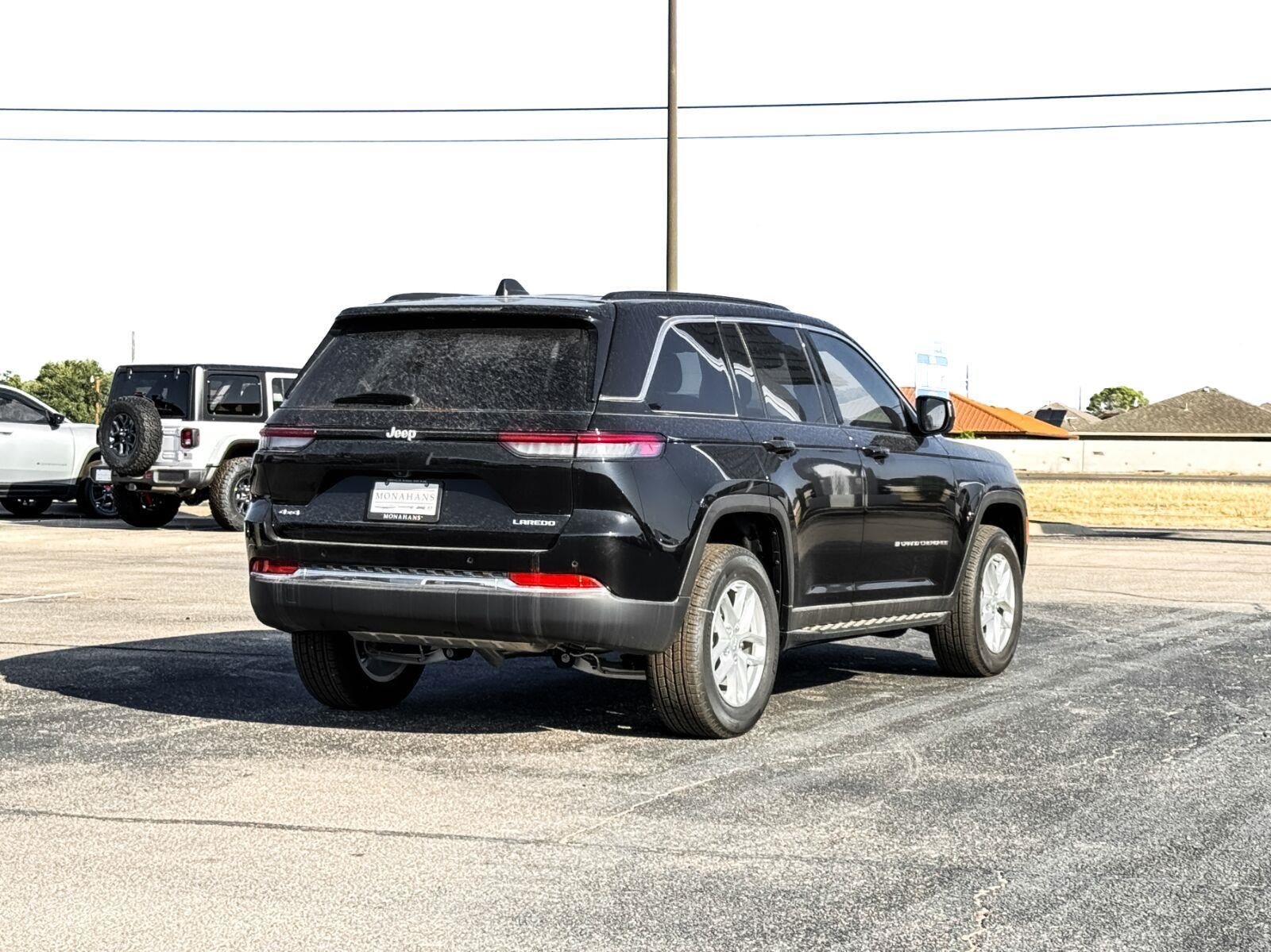2025 Jeep Grand Cherokee Laredo - Photo 10