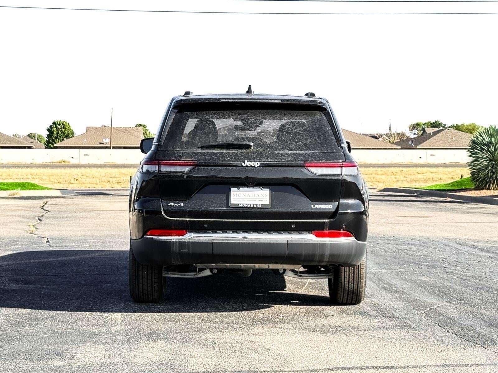 2025 Jeep Grand Cherokee Laredo - Photo 11