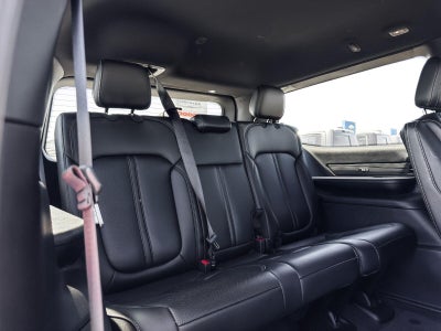 2026 Jeep Grand Wagoneer Base