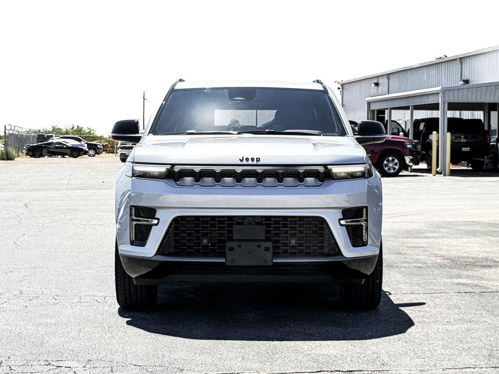 2026 Jeep Grand Wagoneer Base