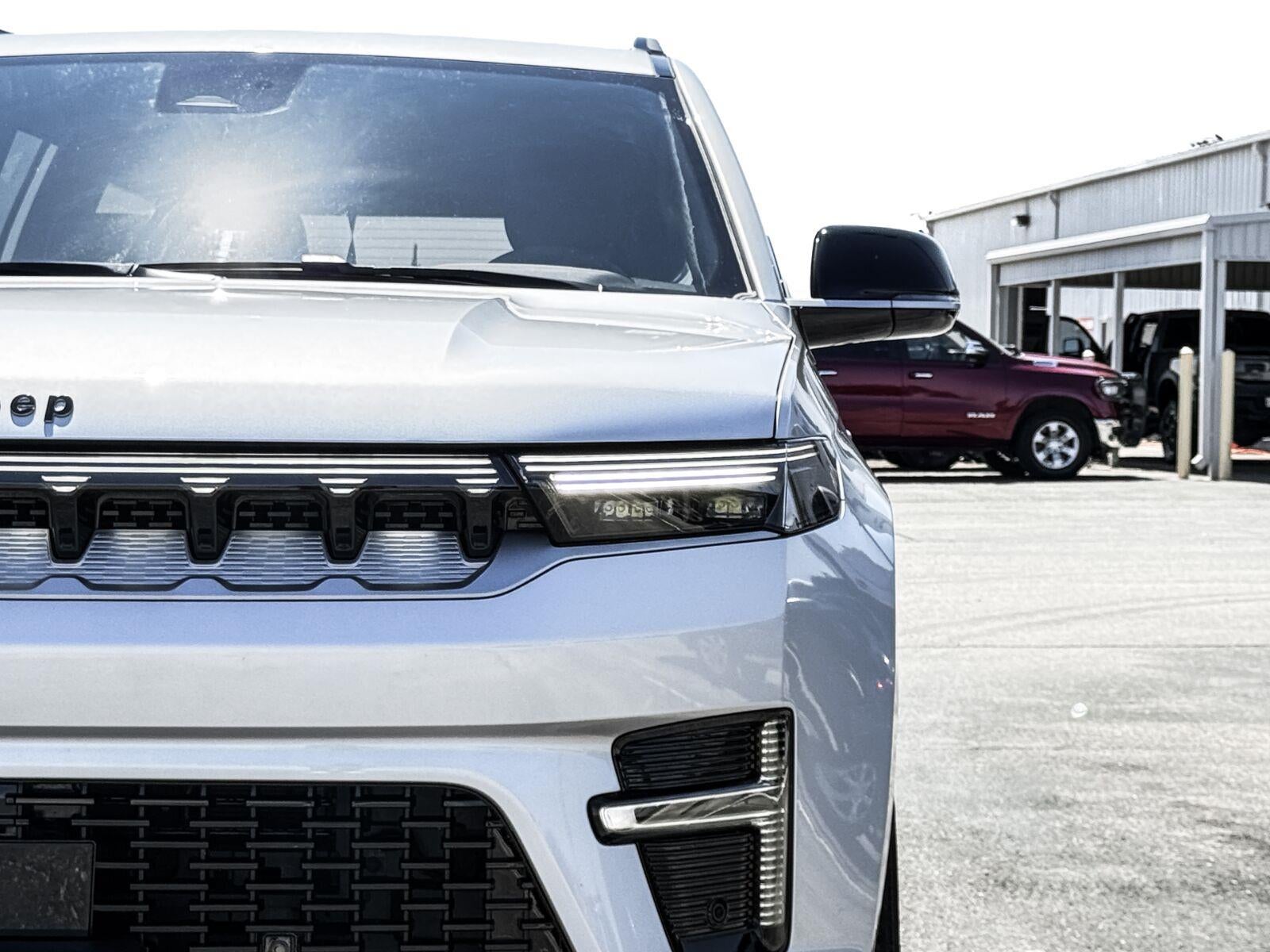 2026 Jeep Grand Wagoneer Base