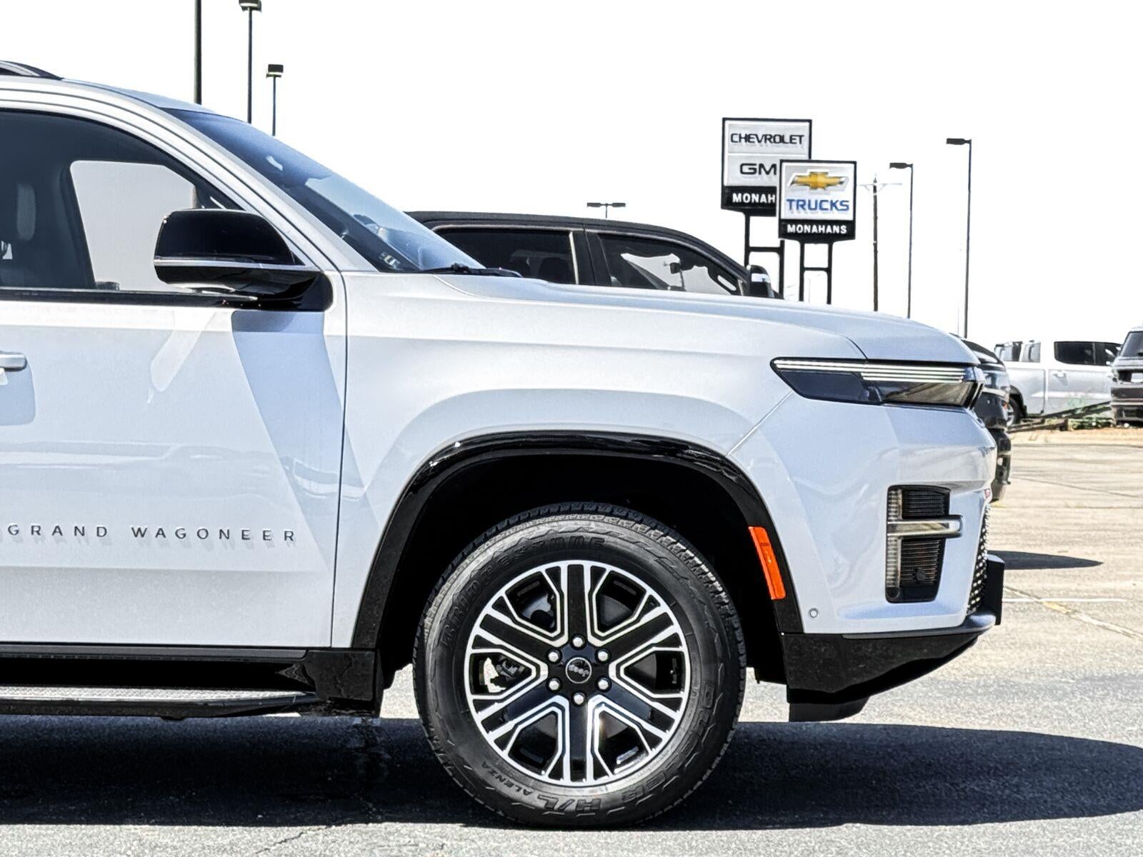 2026 Jeep Grand Wagoneer Base