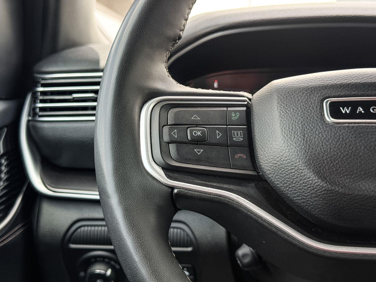 2024 Jeep Wagoneer Base