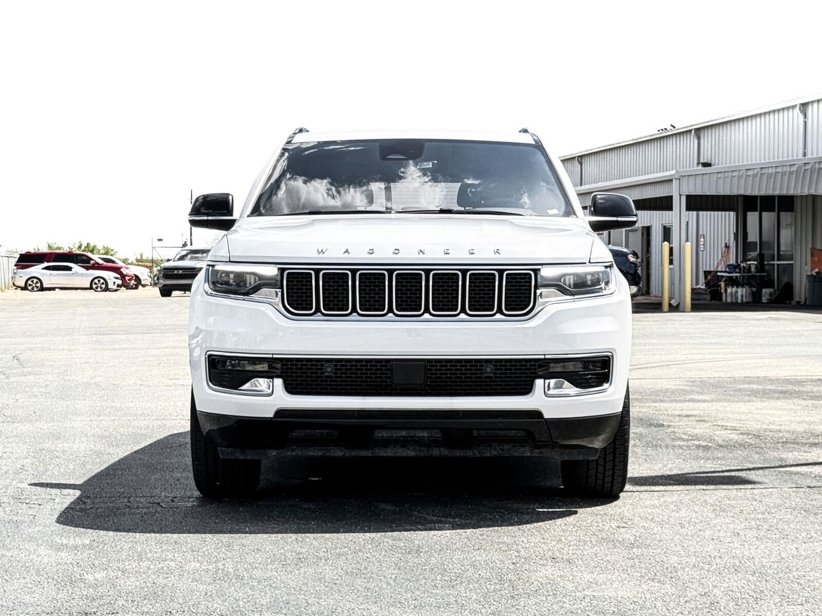2024 Jeep Wagoneer Base