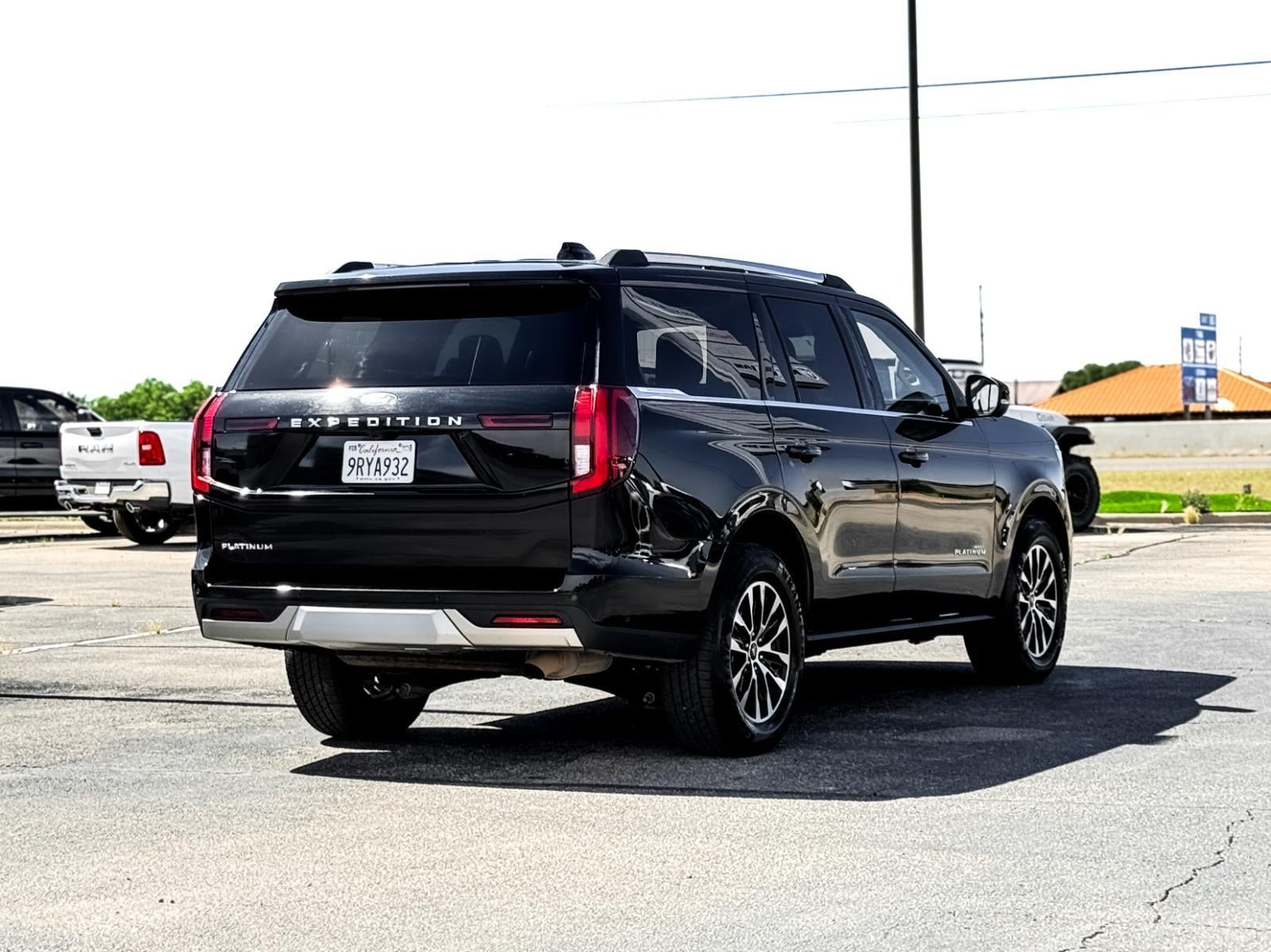 2025 Ford Expedition Platinum