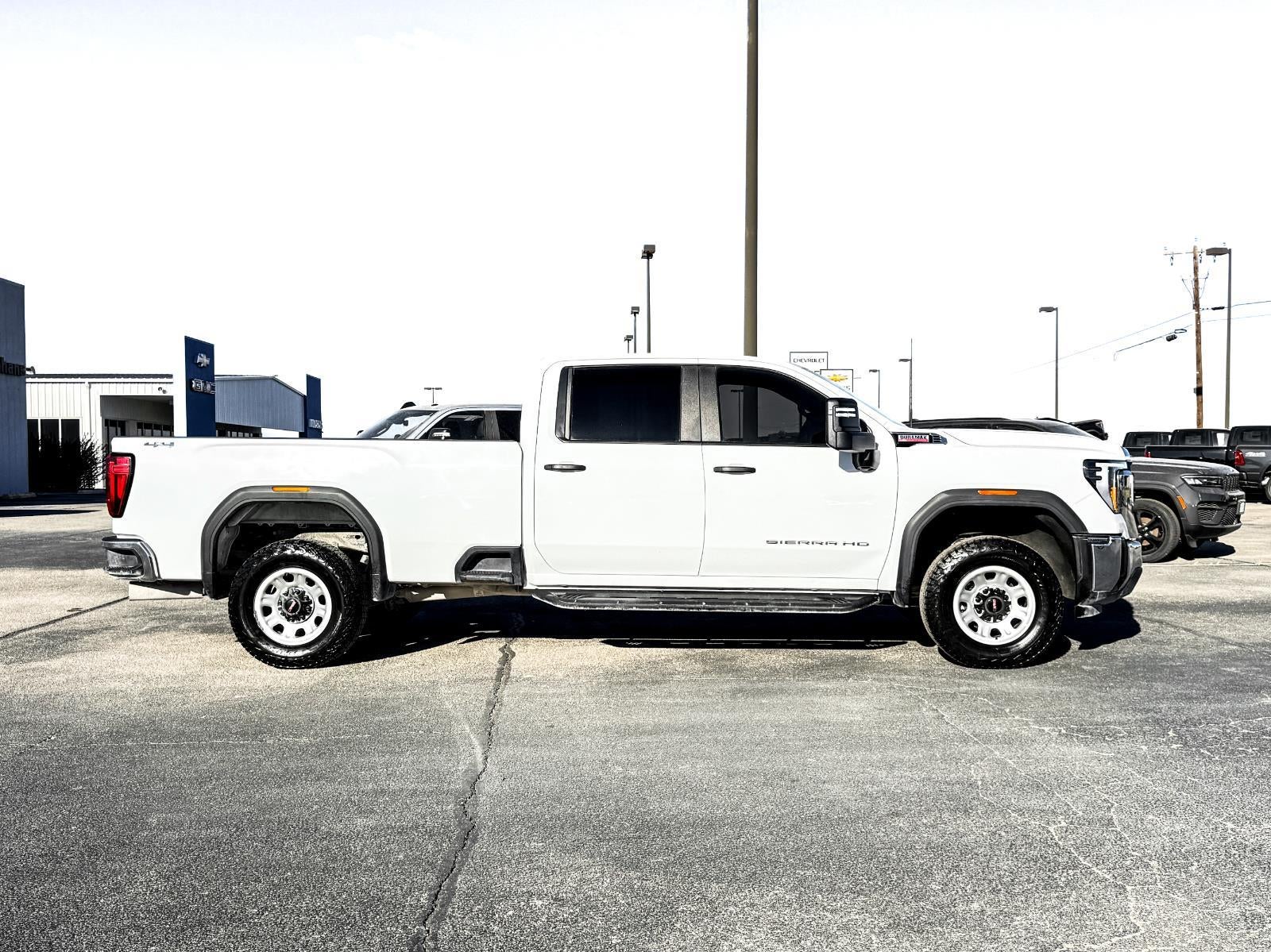 2024 GMC Sierra 3500 HD Pro