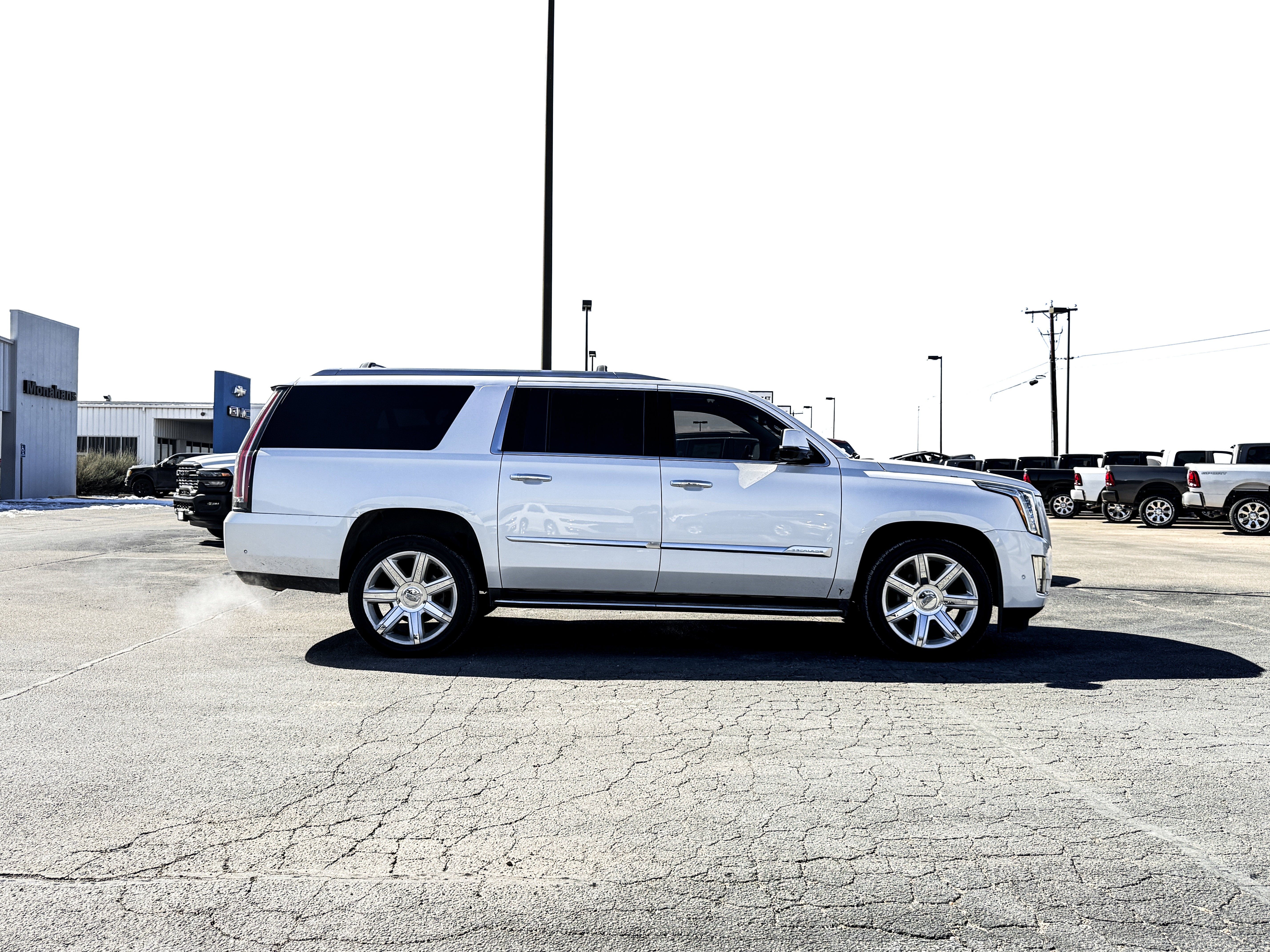 2018 Cadillac Escalade ESV Luxury