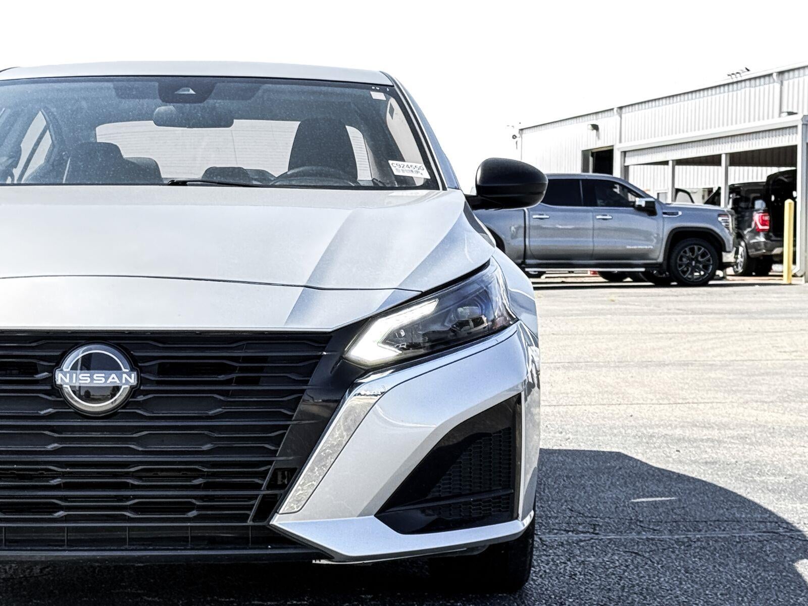 2024 Nissan Altima SV FWD