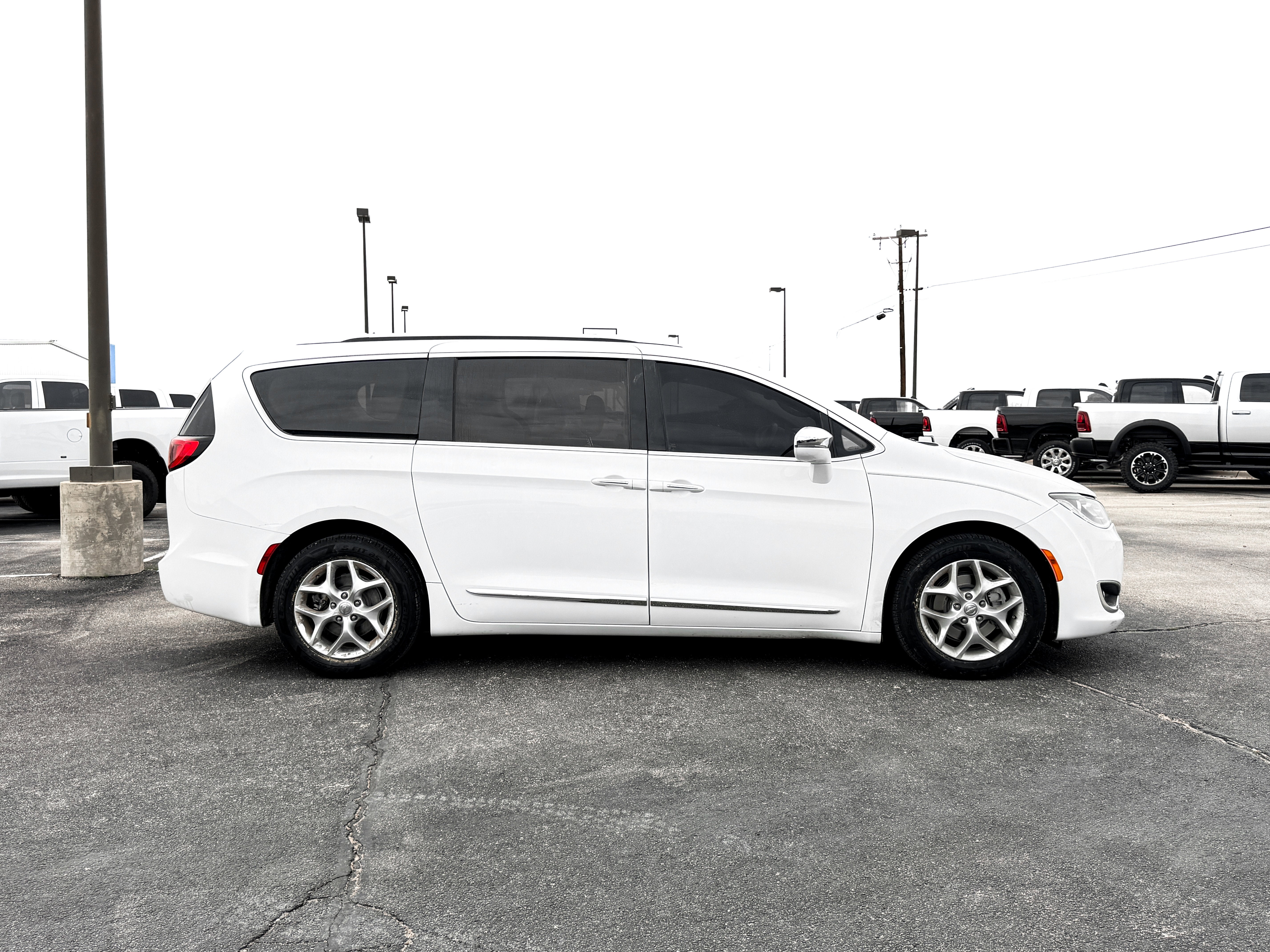 2020 Chrysler Pacifica Limited