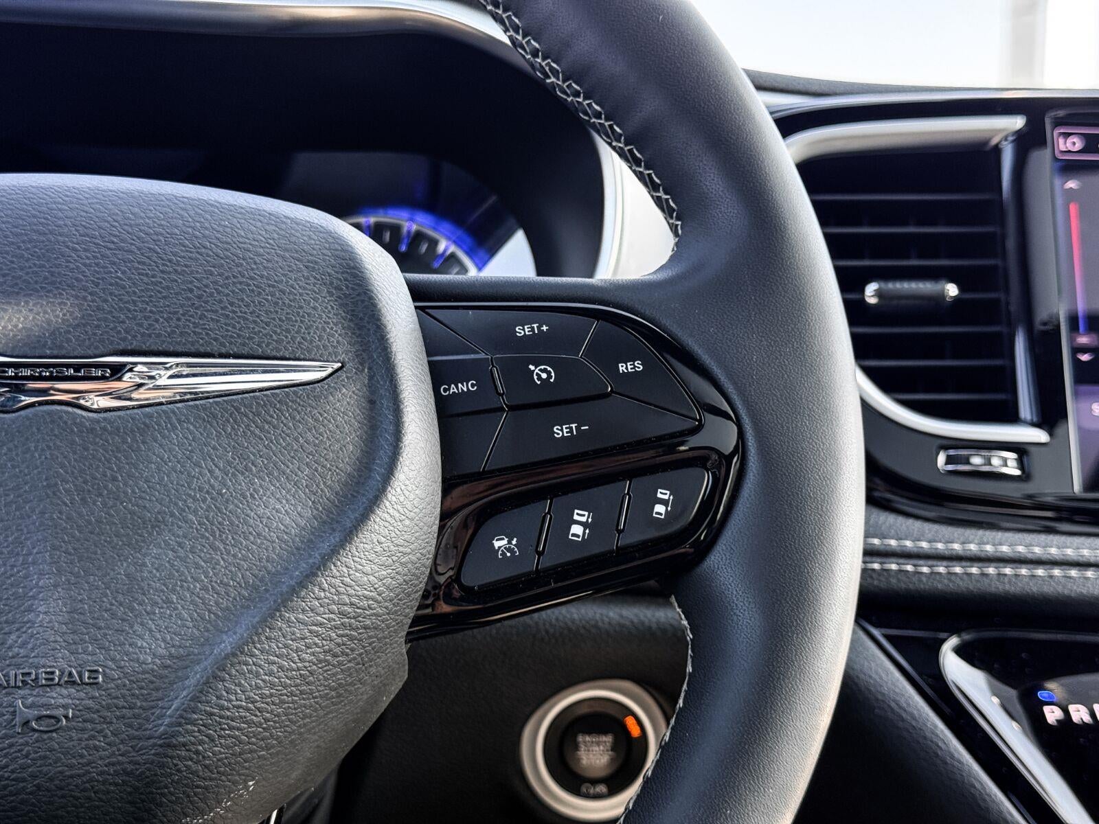 2025 Chrysler Pacifica Limited
