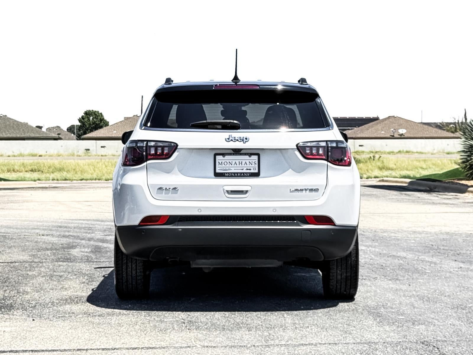 2025 Jeep Compass Limited - Photo 11