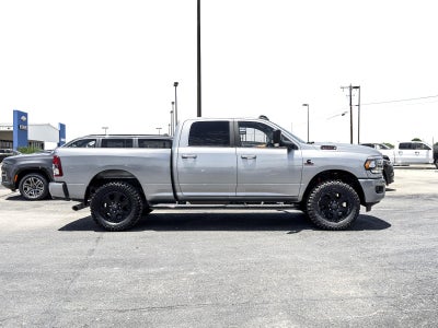 2022 RAM 3500 Big Horn Crew Cab 4x2 6'4" Box