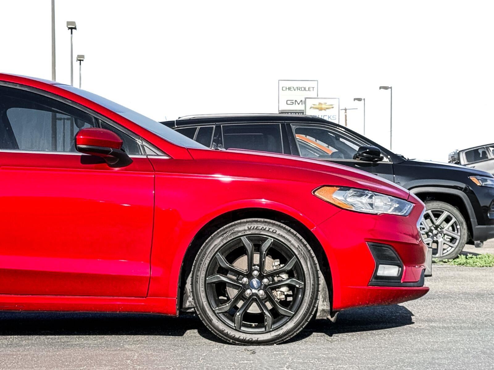 2020 Ford Fusion SE