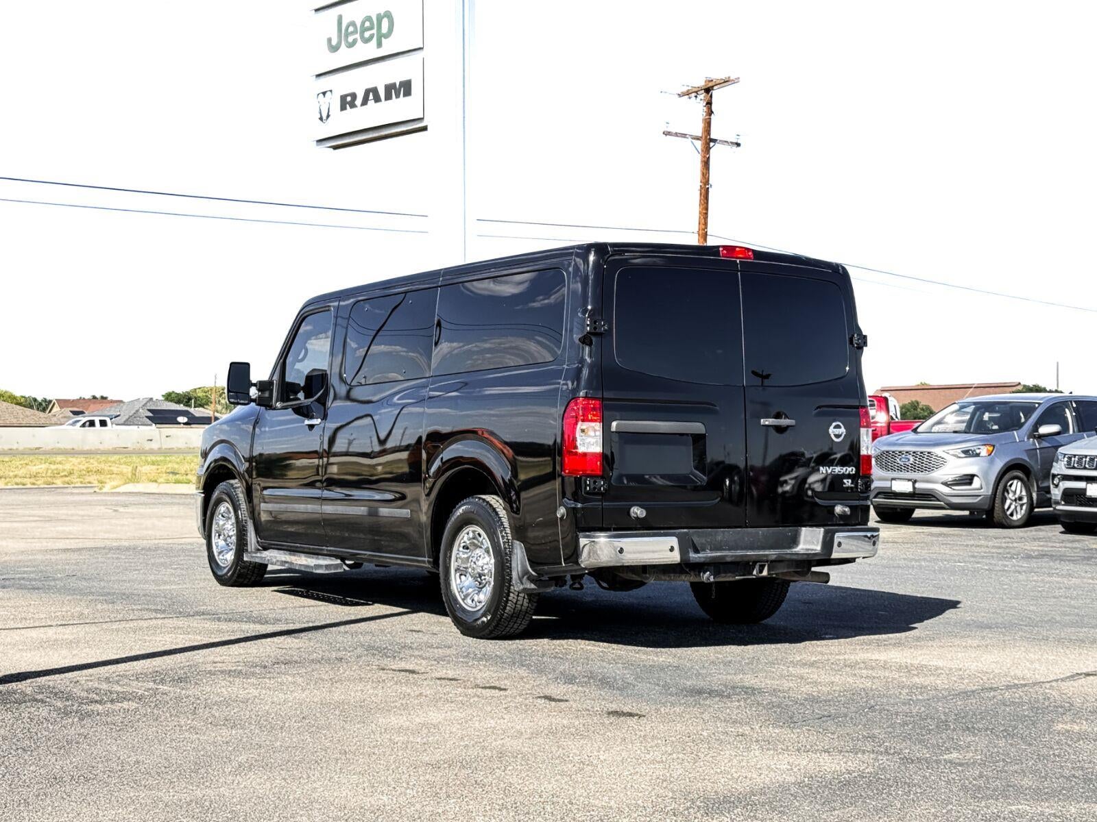 2018 Nissan NV Passenger NV3500 HD SL V8