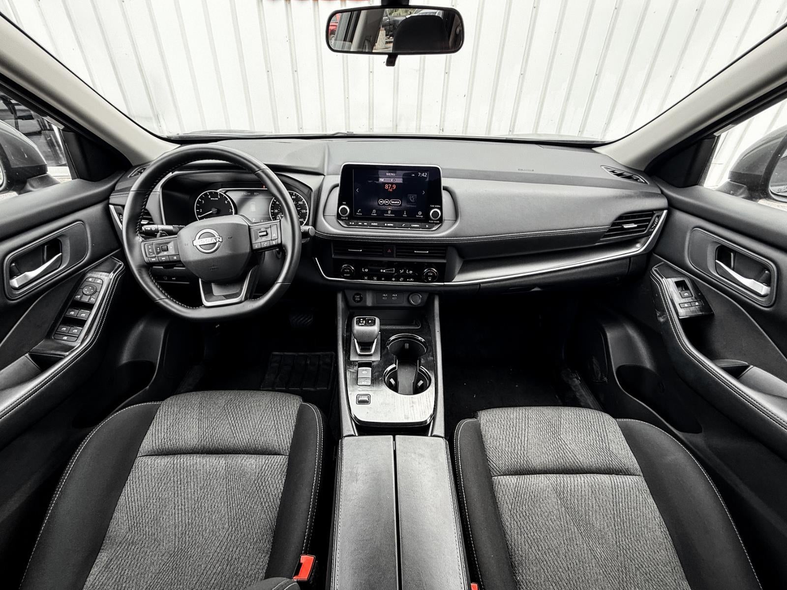 2025 Nissan Rogue SV FWD