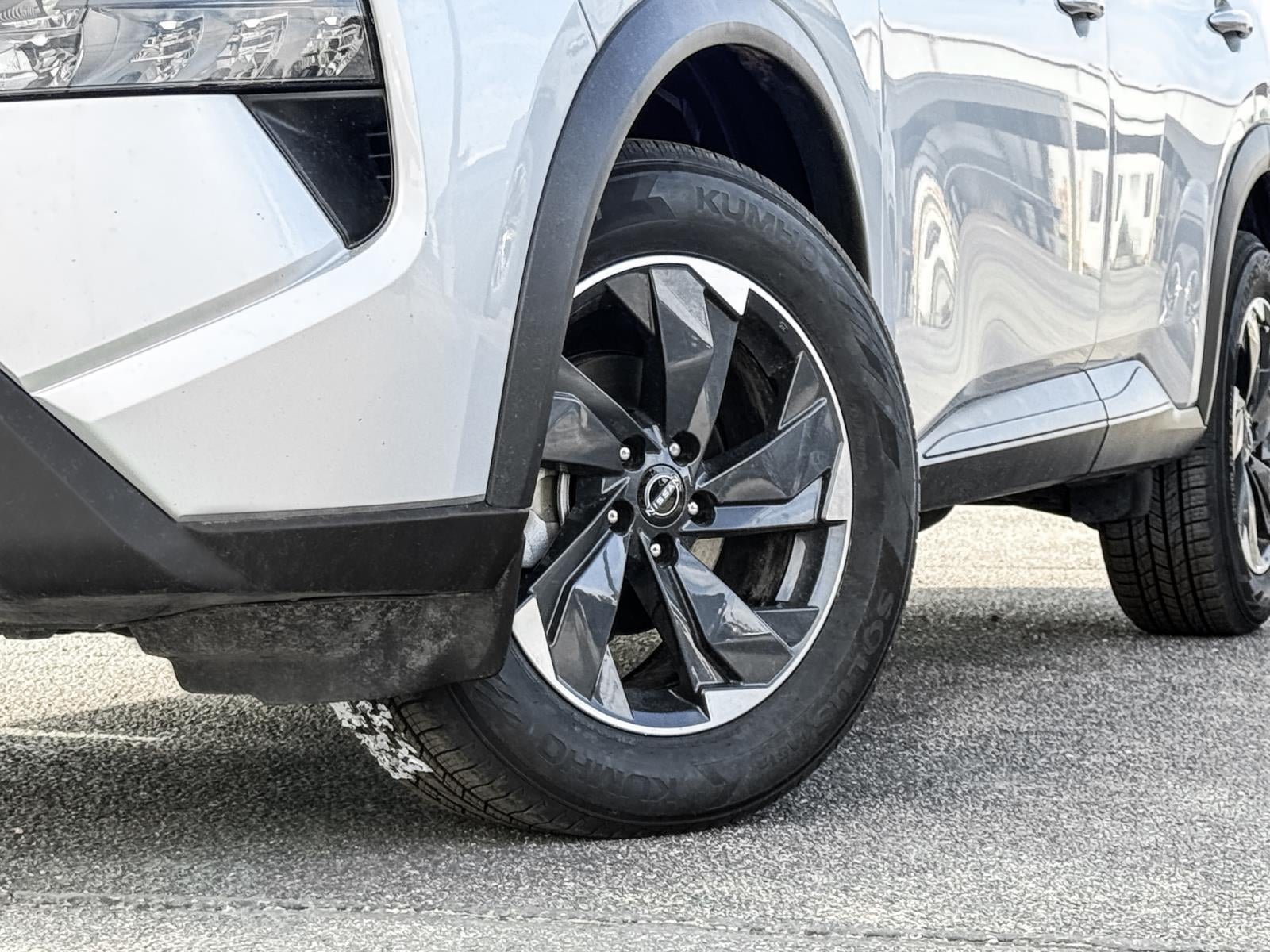 2024 Nissan Rogue SV FWD