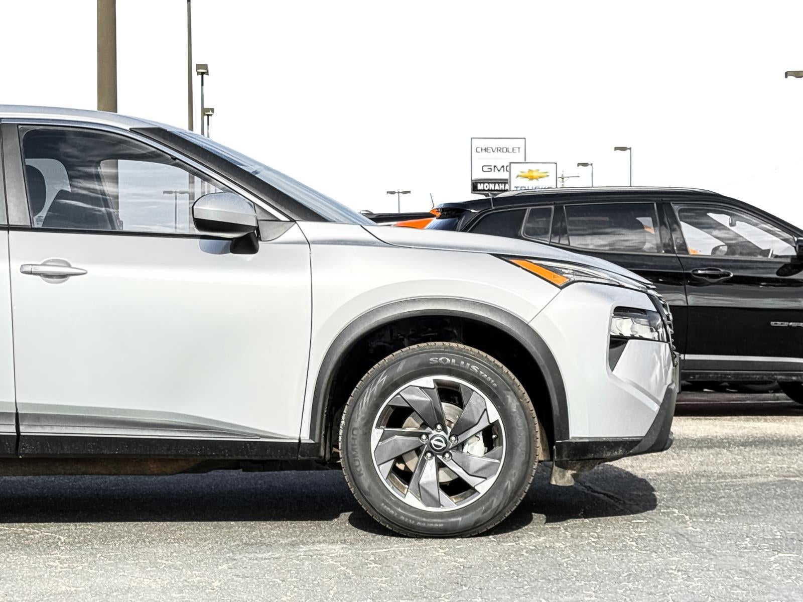 2024 Nissan Rogue SV FWD