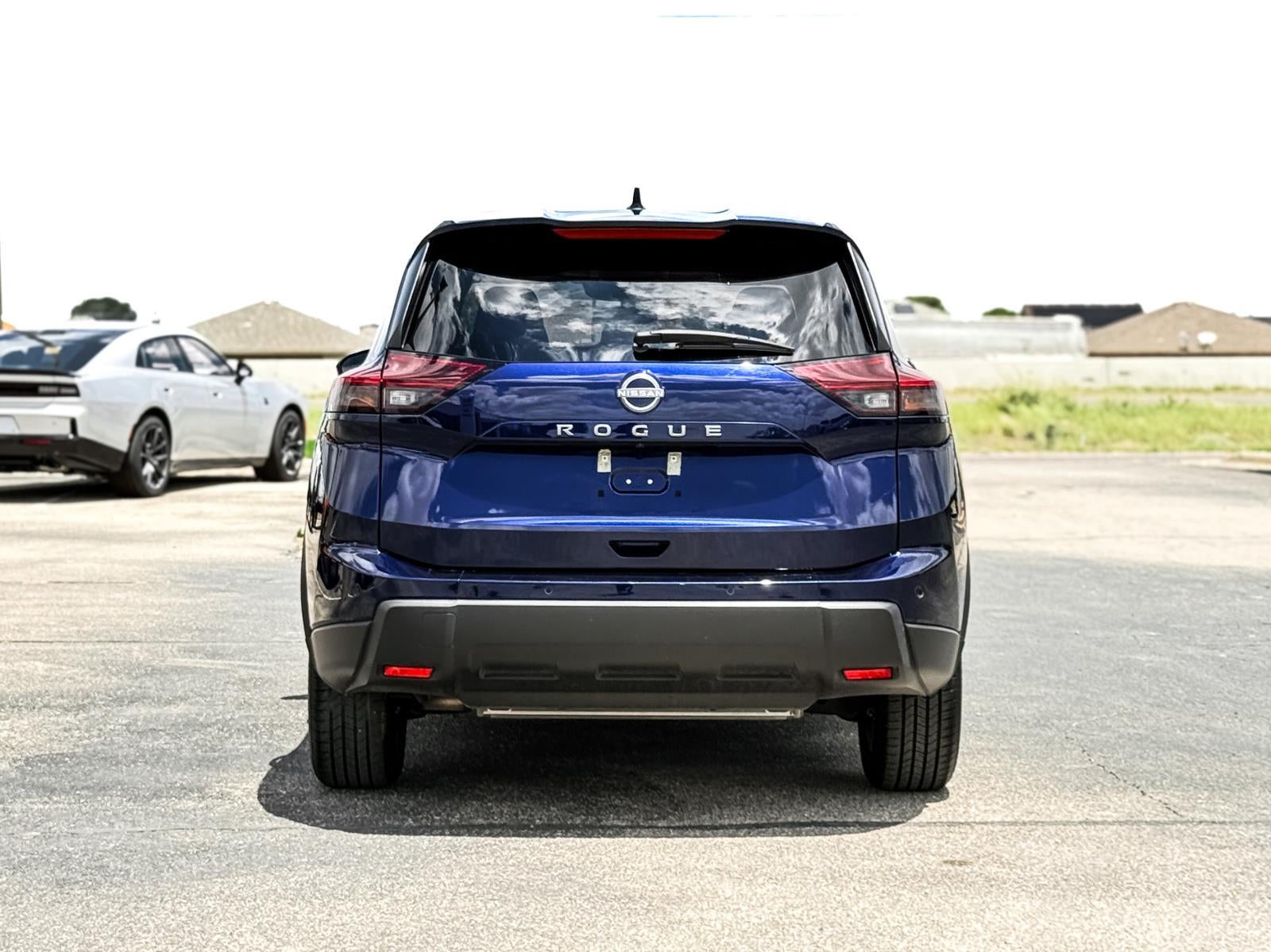 2025 Nissan Rogue SV FWD