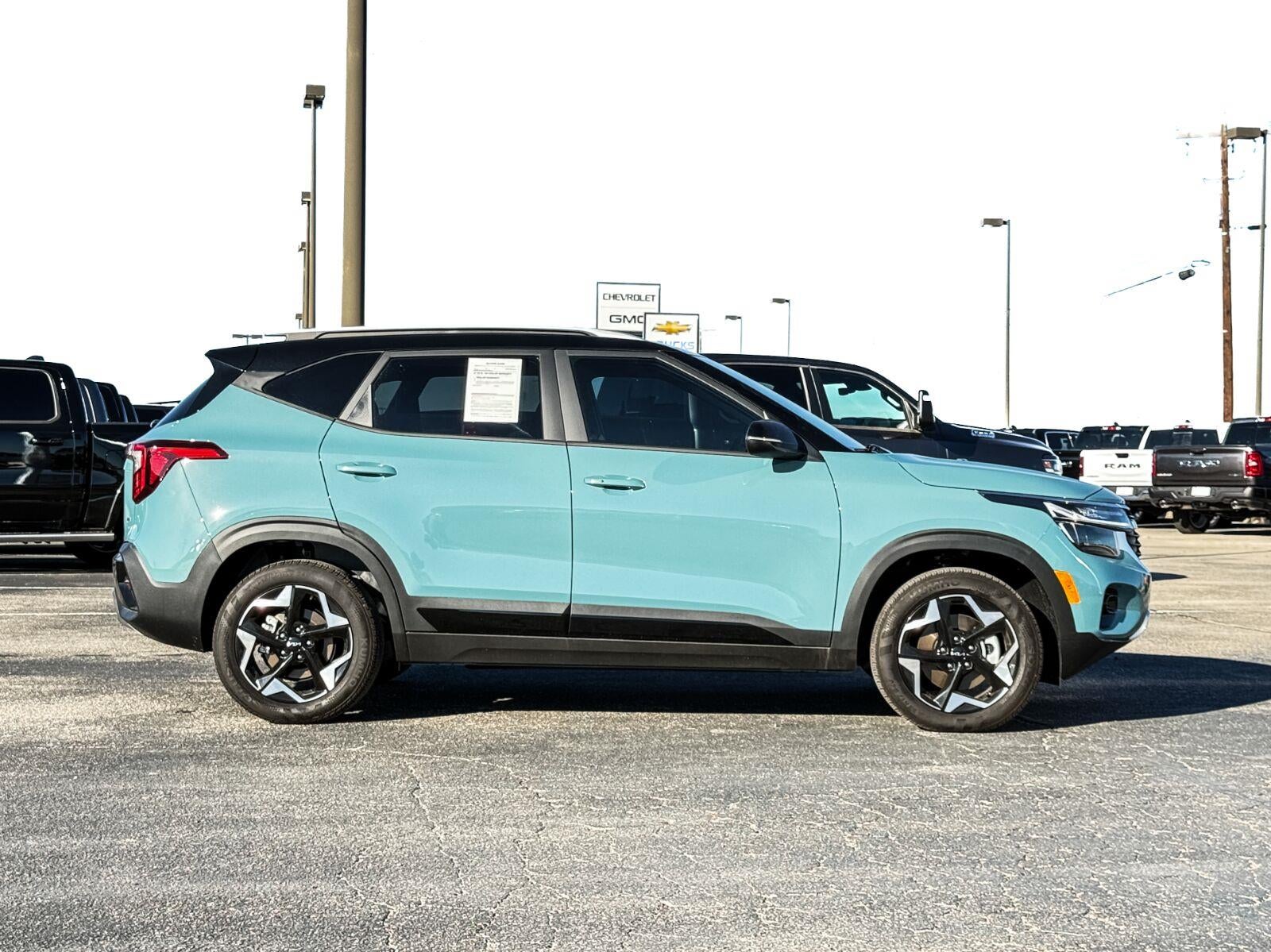 2025 Kia Seltos S