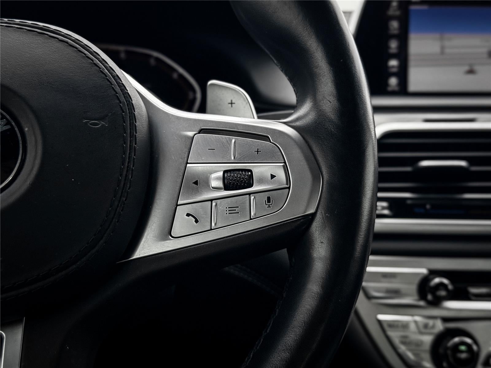 2021 BMW 750i xDrive