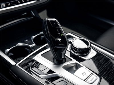 2021 BMW 750i xDrive