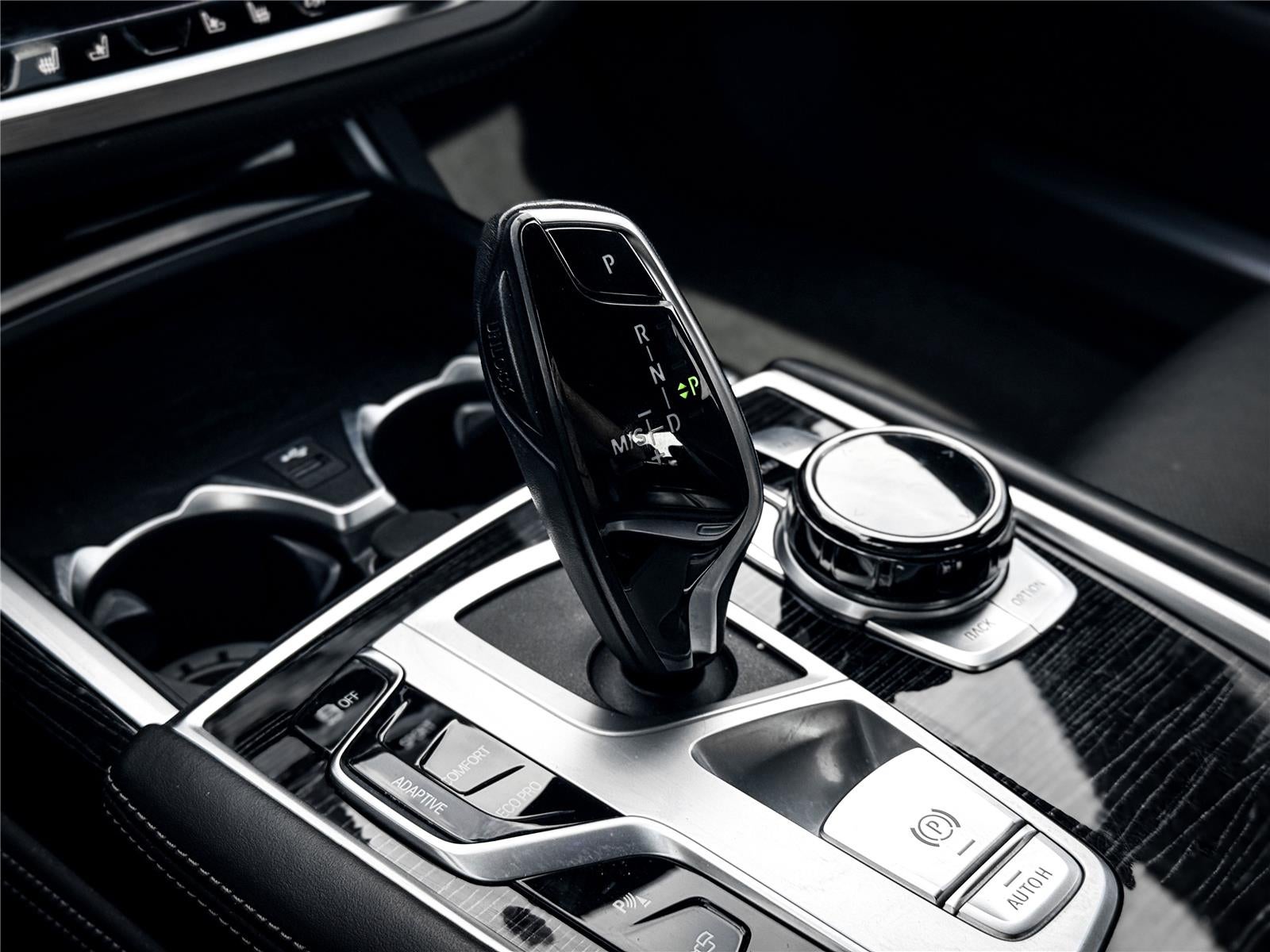 2021 BMW 750i xDrive