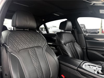 2021 BMW 750i xDrive