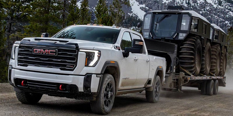 GMC Sierra 2500 HD pulling a heavy load